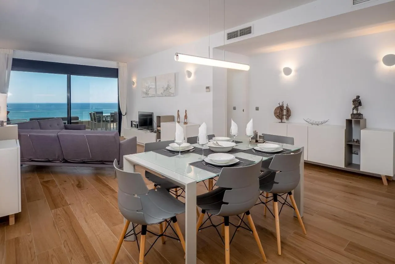 2226-Luxury Sea View Apartment Alcaidesa 0*,  Spanien