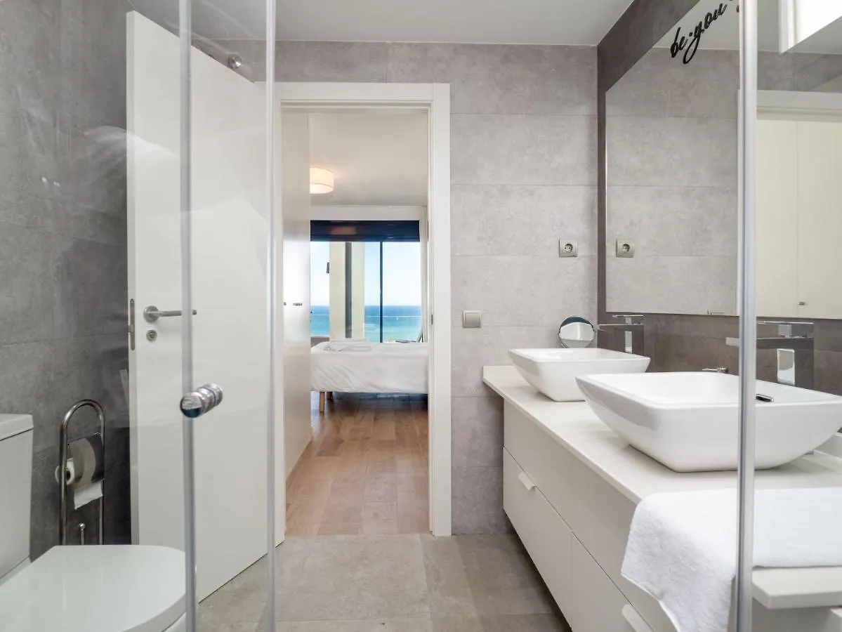2226-Luxury Sea View Apartment Alcaidesa Spanien